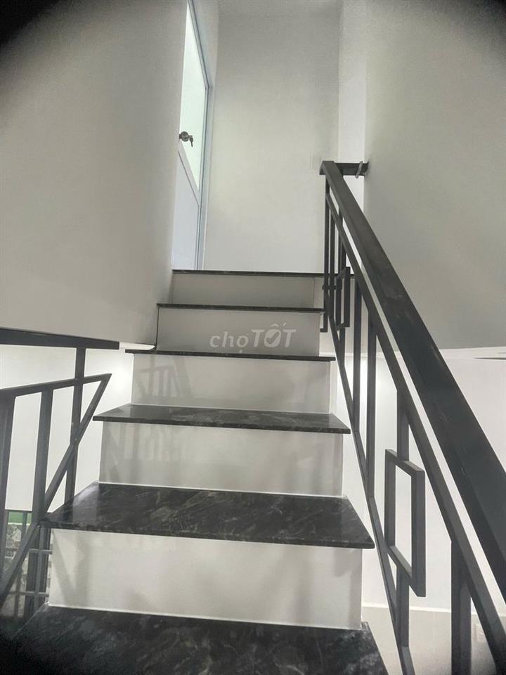 CHÍNH CHỦ BÁN NHÀ 1 TRỆT 1 LẦU HẺM Ô TÔ– NHÀ BÈ