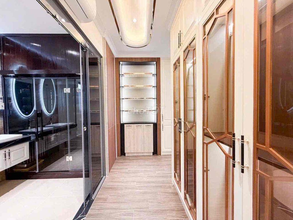 Nhà Phố Q7 View Sông 4 Tầng full Nội thất, Sang Trọng, Đẳng Cấp