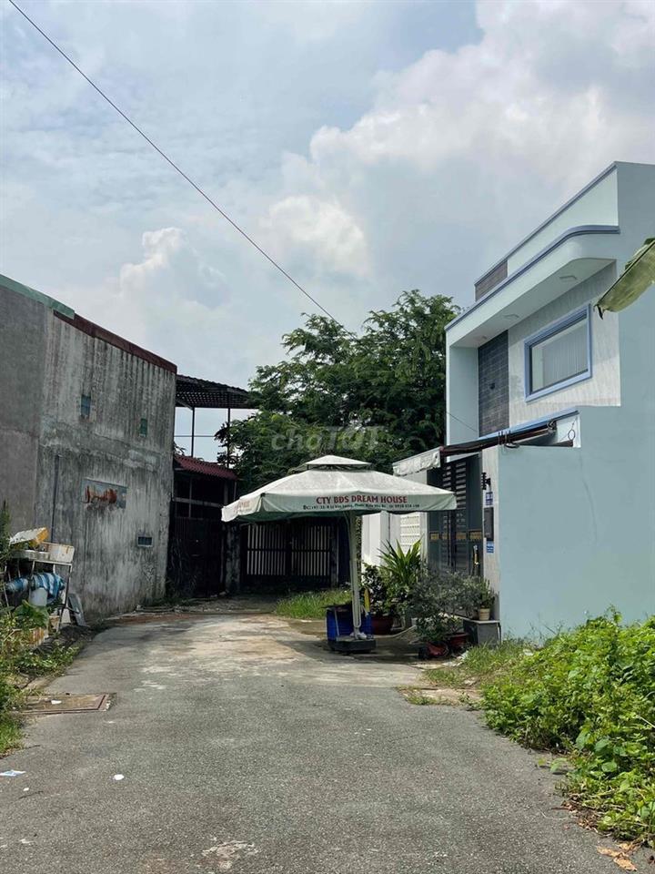 Bán Đất 2 Mặt Tiền Gần ĐH Mở, sổ Riêng, Xd tự do, Giá ngợp bank