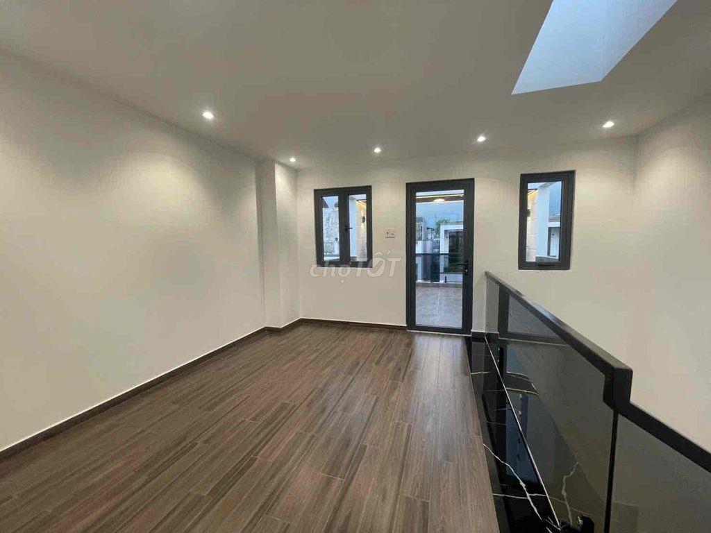 Nhà mới 4 Tầng 5 x 16, Mt lô nhì đường Lê Văn Lương ra Lotte 10 phút