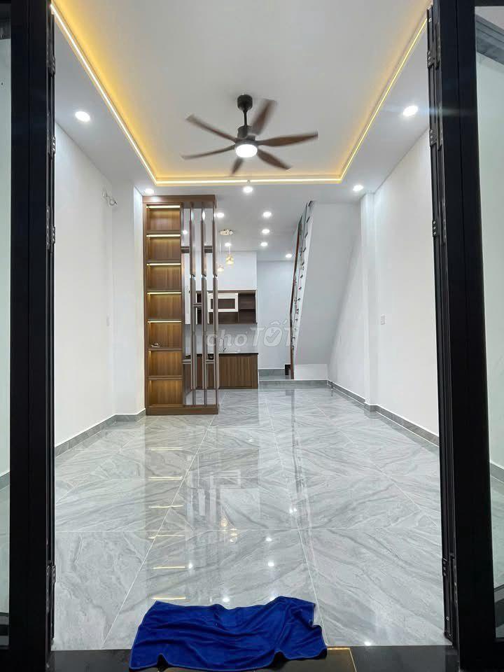 Nhà 1 Lầu 2Pn 4 x 9 full Nội thất Tại Lê Văn Lương ngay cầu Rạch Dơi
