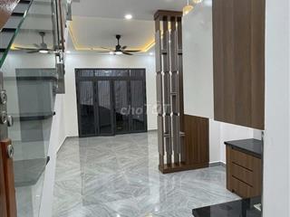 Nhà 1 Lầu 2Pn 4 x 9 full Nội thất Tại Lê Văn Lương ngay cầu Rạch Dơi