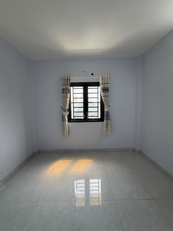 Cực rẻ, *** Tại Phước Kiển Nhà 3 Tầng 4Pn Mt đường 6m chỉ 2,8t