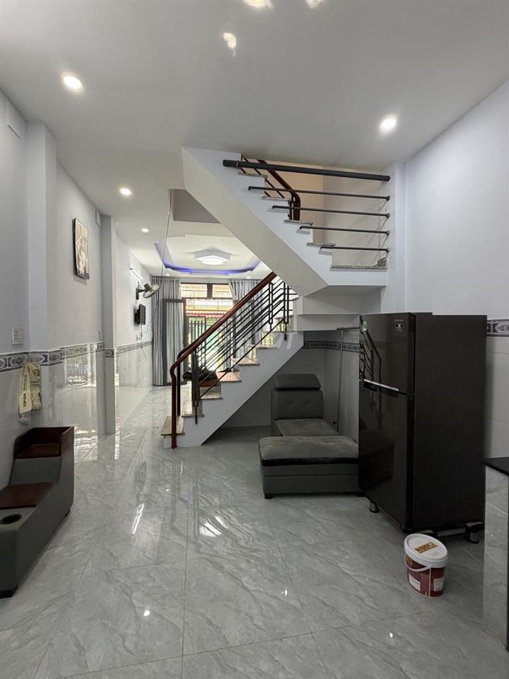 Cực rẻ, *** Tại Phước Kiển Nhà 3 Tầng 4Pn Mt đường 6m chỉ 2,8t