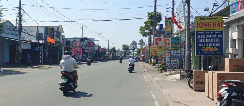 Nhà mặt tiền Nguyễn Bình ngang 6m dài 34