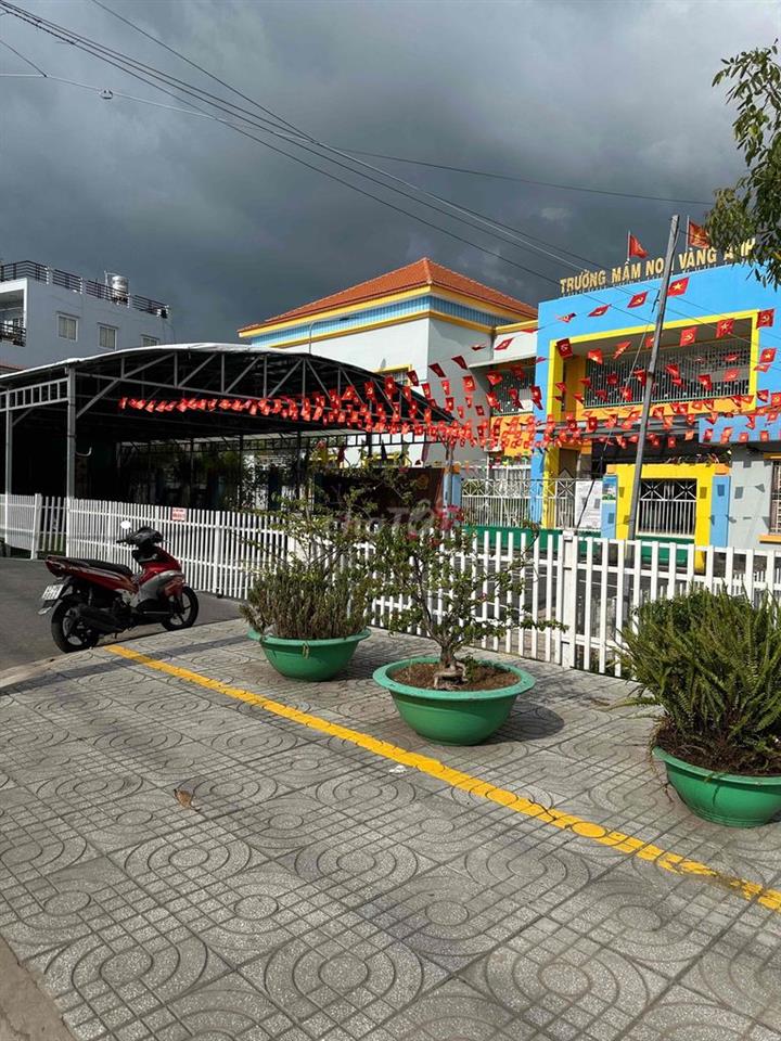 Bán gấp nhà:6x39, mặt tiền Lê Văn lương,Phước kiển,Nhà bè