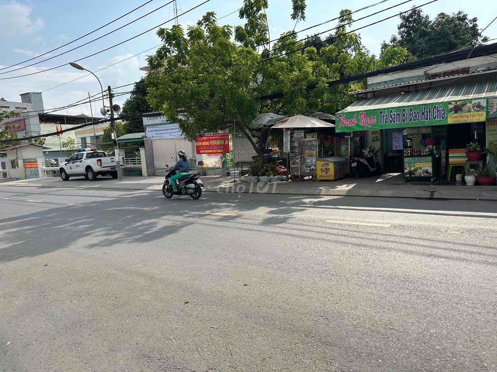 Bán gấp nhà:6x39, mặt tiền Lê Văn lương,Phước kiển,Nhà bè