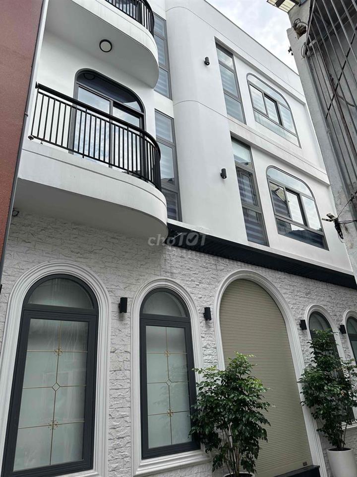 Bán nhà:6,3x9,2,3 lầu,2 mặt tiền lô nhì Trần quốc toản,p.Võ thị sáu,Q3
