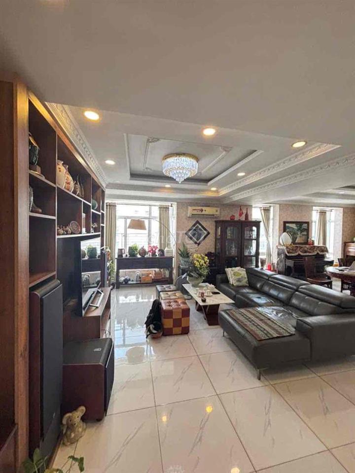 Bán gấp benhouse Skygaden3(136m2),1lầu,phạm văn nghị,tân phú,Q7
