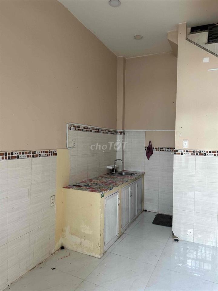 Bán nhà:4,2x5,3.trệt,2lầu hẻm 118,Bùi Văn Ba, Tân thuận đông,Q7(củ).