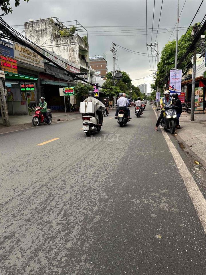 Bán nhà:3,6x45 mặt tiền Lê Văn lương,tân phong,Q7(củ)
