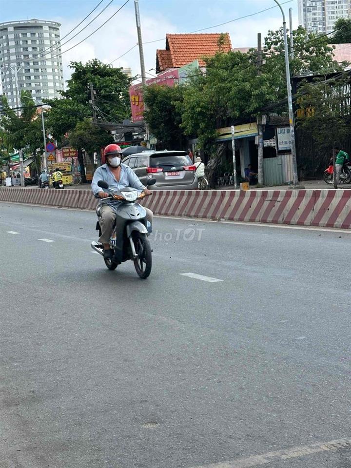 Bán gấp nhà:6x24 mặt tiền Huỳnh Tấn Phát,Phú thuận, hồ chí minh city