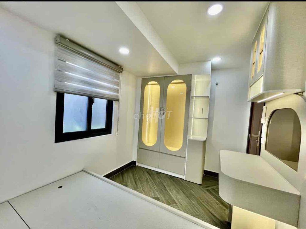 Bán gấp nhà:6x5,5,1lầu,2PN,2WC hẻm 39,Lưu Trọng Lư,Tân Thuận,HCM city