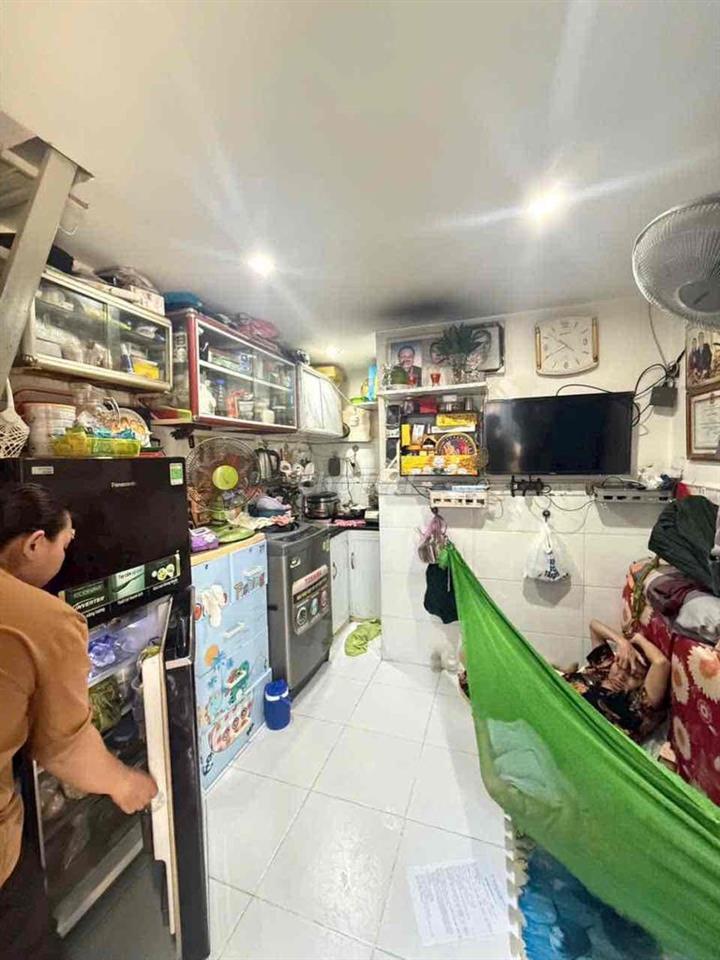 Nhà:3 x4_2lầu (sổ hồng riêng) hẻm 118,Bùi Văn Ba,Q7(củ)