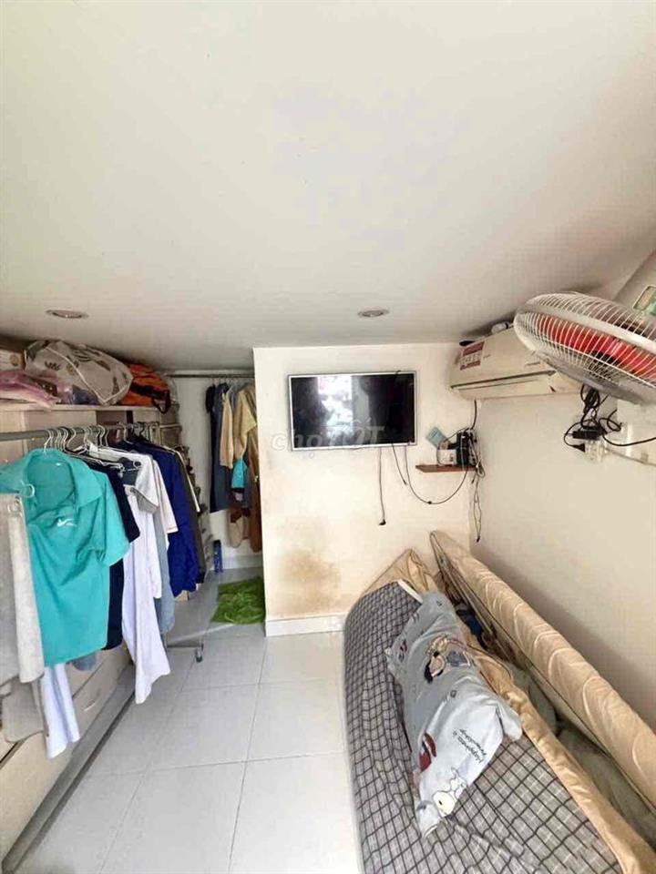 Nhà:3 x4_2lầu (sổ hồng riêng) hẻm 118,Bùi Văn Ba,Q7(củ)