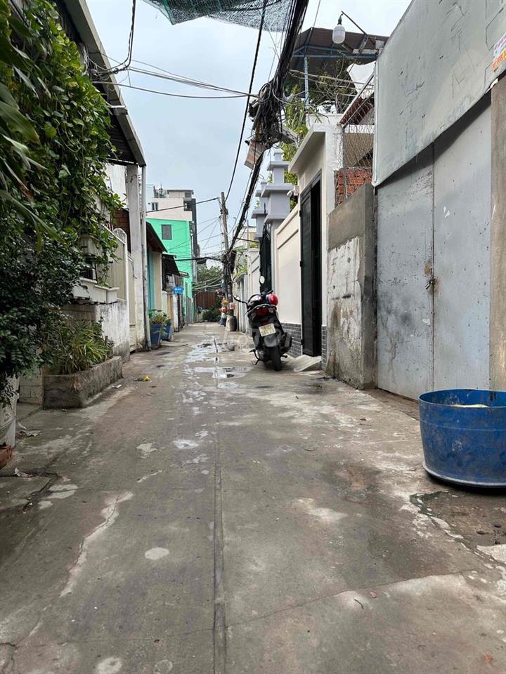 Đất:4,5x15,mặt tiền hẻm 824(3m),Huỳnh Tấn Phát,Q7