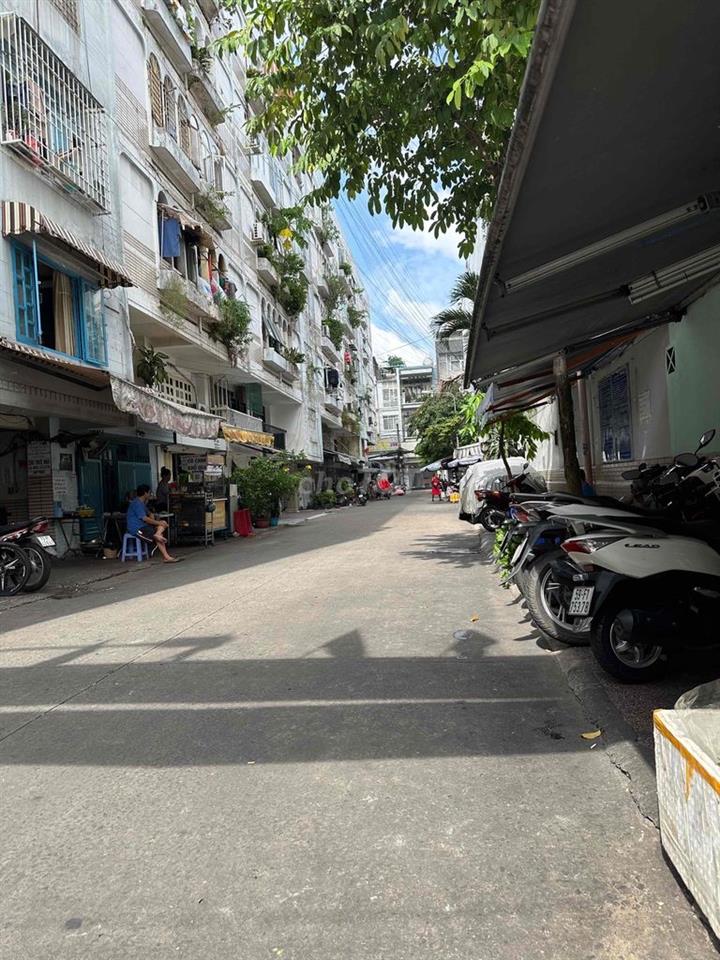 Bán gấp chung cư tầng trệt 92m2(hầm,lầu,lửng),đ.Tân vĩnh,p6,q4,HCM