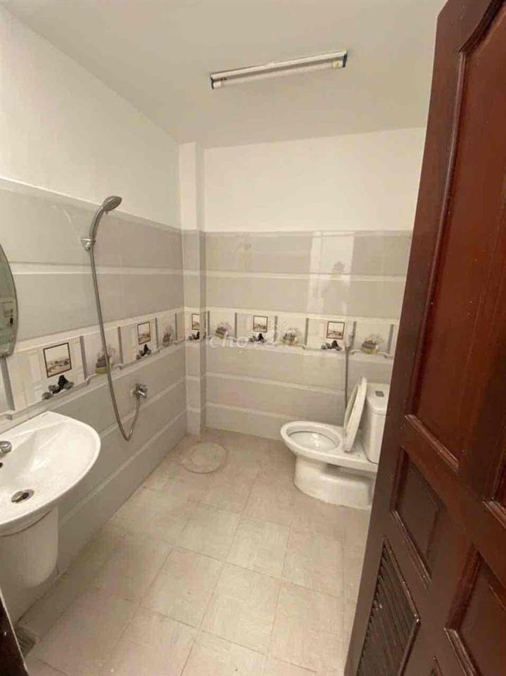 Bán nhà:5x24,3lầu hẻm 308, Huỳnh Tấn Phát,TTTây,Q7