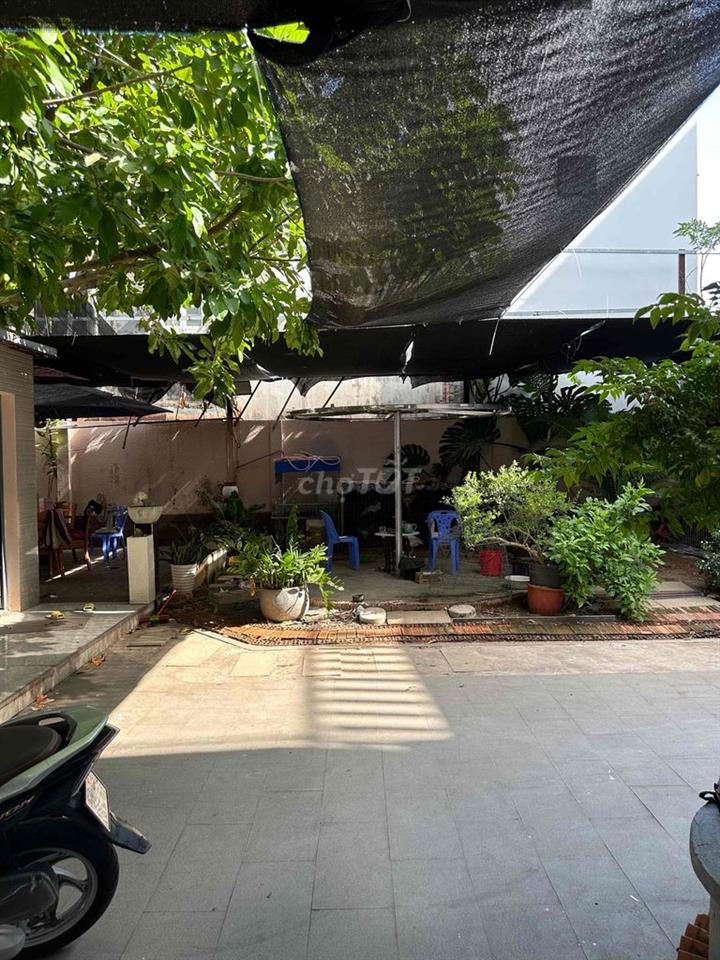 Bán nhà: 8x12, cấp bốn,hẻm 4m, đường 17,Tân thuận tây,Q7(củ)