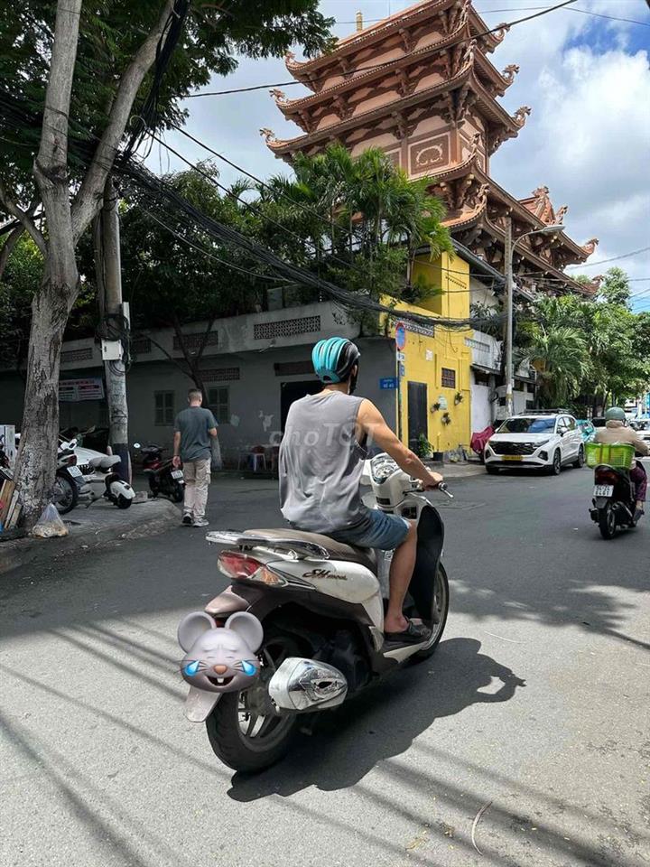 Bán gấp nhà:4x13_ 1 lửng cư xá Vĩnh hội, bến vân đồn,p5,Q4(củ)