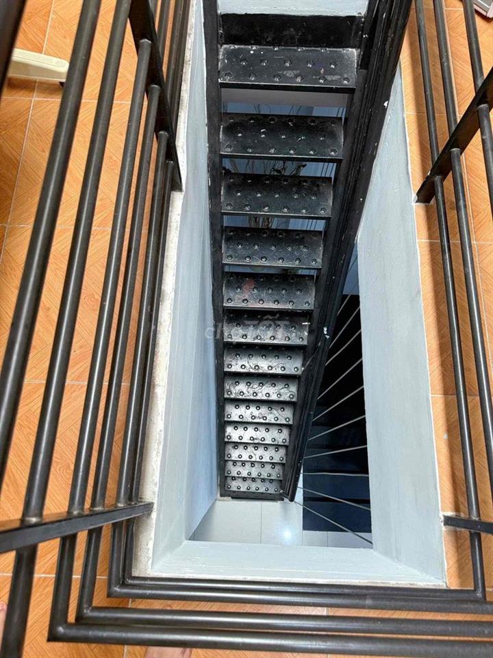 Bán gấp nhà:4x24_ 2lầu,4 PN hẻm 60,Lâm Văn Bền,Tân kiểng,Q7(củ)