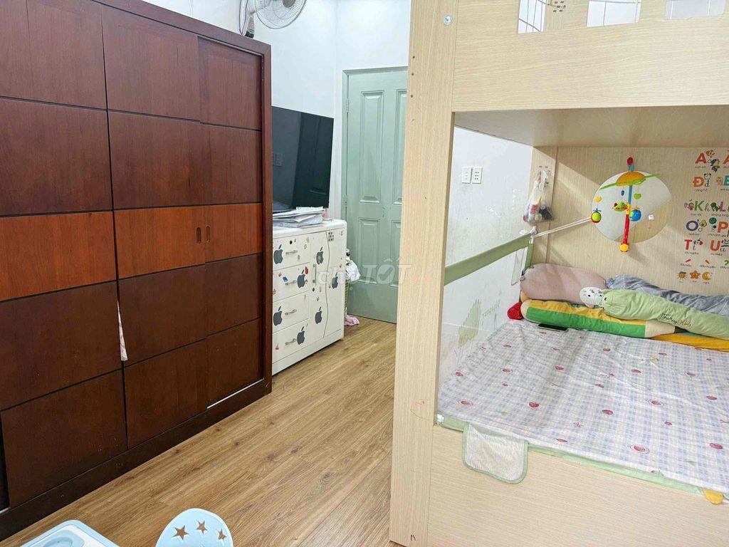 Bán gấp nhà:4x24_ 2lầu,4 PN hẻm 60,Lâm Văn Bền,Tân kiểng,Q7(củ)