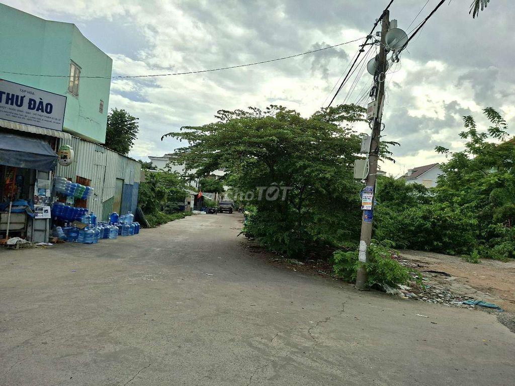 Cần bán nhanh đất thổ cư đường số 6 Nguyễn Văn Tạo, Nhà Bè