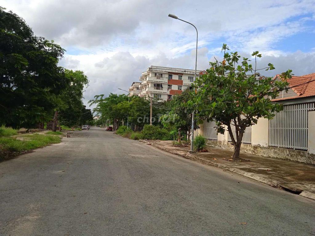 Bán đất thổ cư 150m2 hẻm 12m Nguyễn Văn Tạo, Nhà Bè
