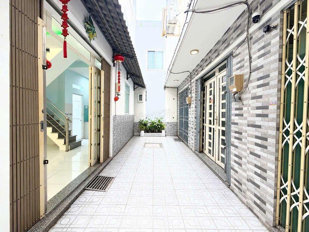 ✨️✨️ Nhà bán ĐSH còn mới ở liền ✨️✨️