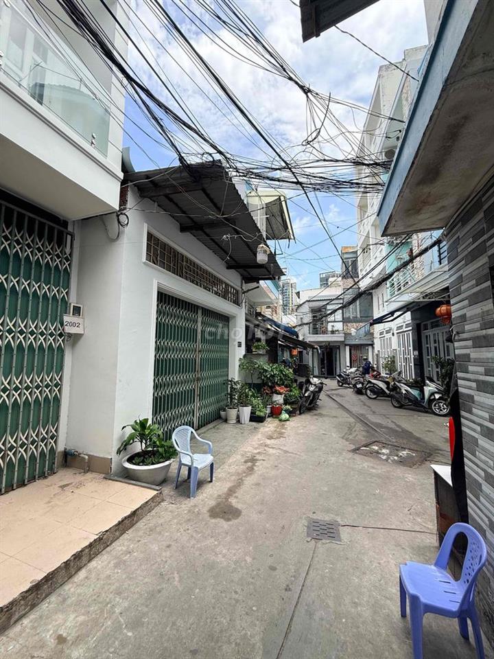 2 tầng BTCT, gần Himlam, Ngang 5,2 nở hậu 7,4m, 4PN, SHR, Giá 5,8T, TL