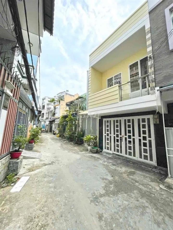 Nhà 2 tầng, phường Tân Quy, hẻm 5m thông, sổ riêng