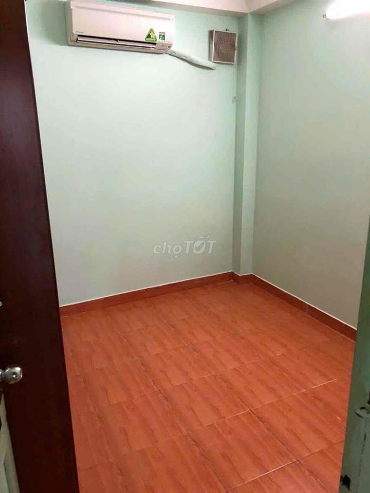 3 tầng BTCT, hẻm Bùi Văn Ba, 4pn, dòng tiền 14tr/th, sổ riêng,