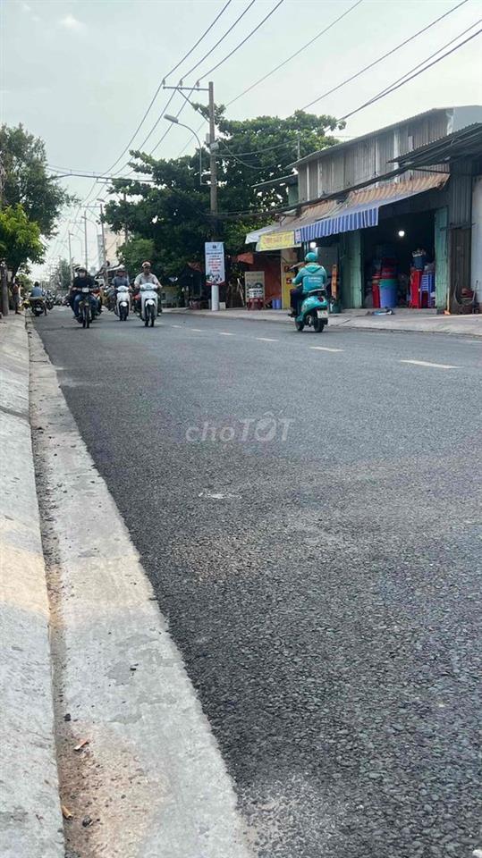 nhà mặt tiền chính chủ