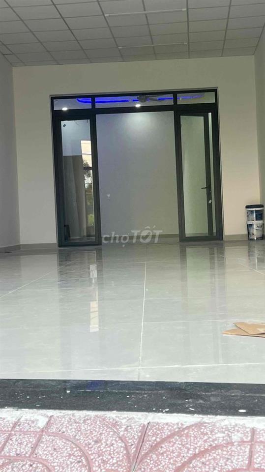 nhà mặt tiền chính chủ