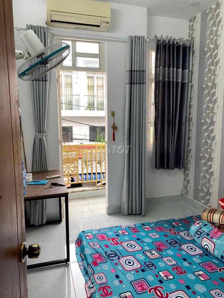 Chính chủ bán nhà 3 tầng,sổ hồng,đường nhựa 6m,xe oto đỗ ngay nhà