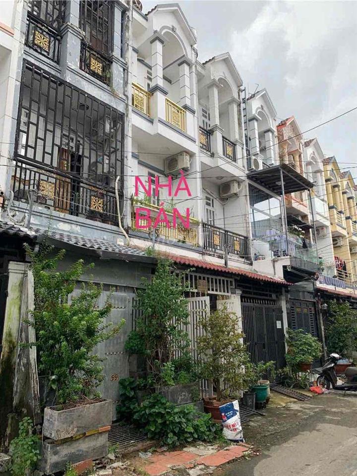 Chính chủ bán nhà 3 tầng,sổ hồng,đường nhựa 6m,xe oto đỗ ngay nhà