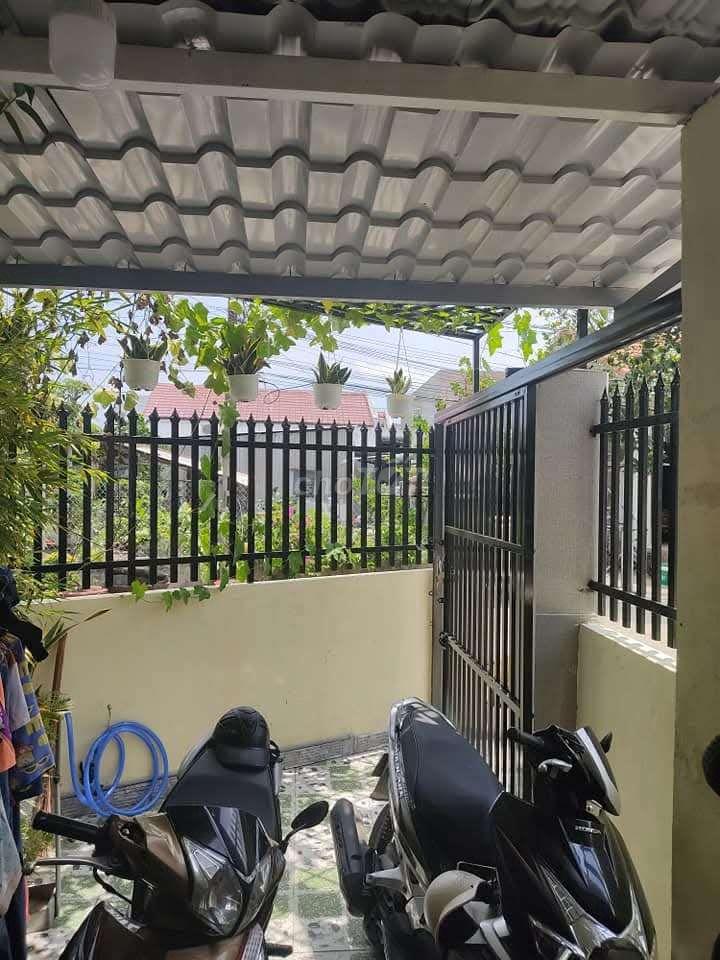Nhà Bán Sổ Hồng ĐSH Mua Bán Uỷ Quyền Giữ Sổ Chính Chủ...!! 
