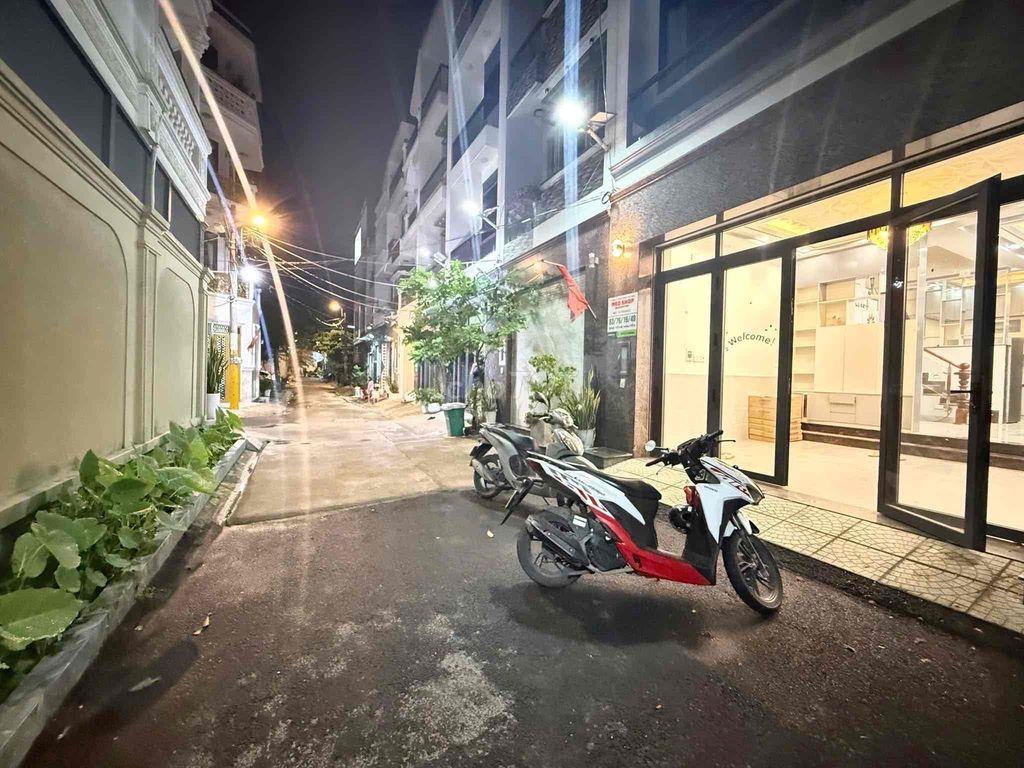 🌹🌹 CHO THUÊ NHÀ PHỐ 4PN 5WC - SẴN NT - HĐ LÂU DÀI 🌹🌹