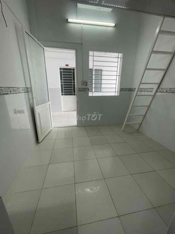 Toà nhà mới - Siêu Rẻ