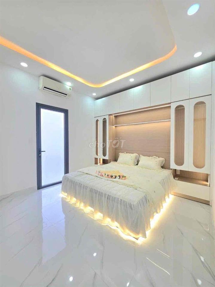 Bán nhà 4x20m Huỳnh Tấn Phát gần cầu Phú Xuân