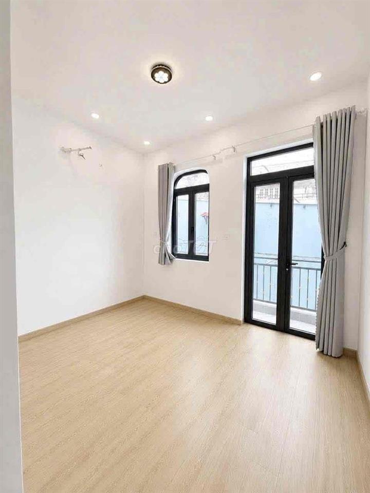 Bán Nhà sổ hồng Huỳnh Tấn Phát
