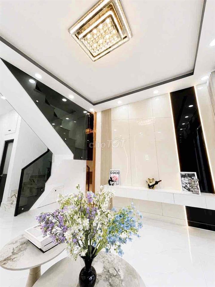 Bán Nhà sổ hồng Huỳnh Tấn Phát
