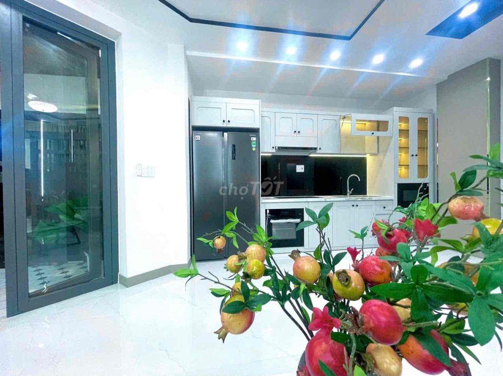 Nhà 2 Lầu sổ riêng Huỳnh Tấn Phát Nhà Bè