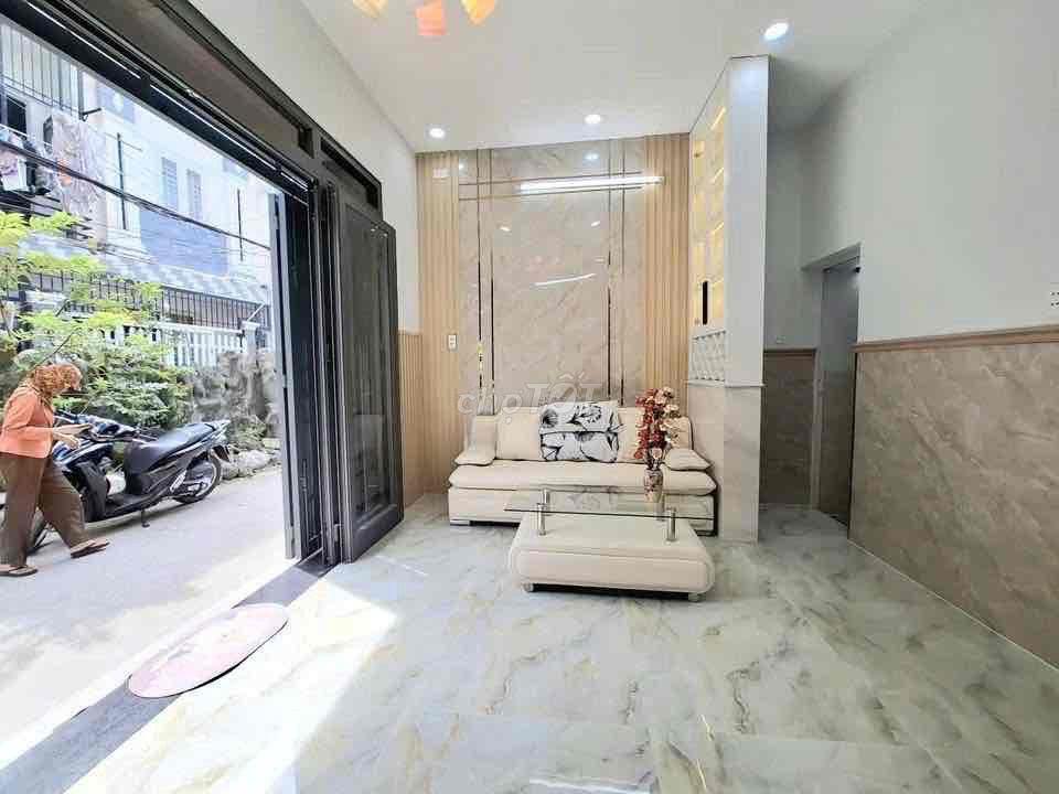 Nhà hẻm xe hơi sổ hồng chỉ 2,15 tỷ Huỳnh Tấn Phát - Q7