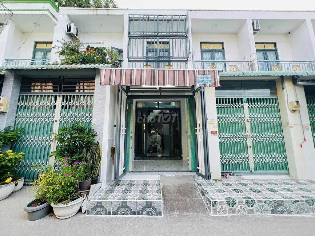 Bán nhà hẻm xe hơi Huỳnh Tấn Phát Nhà Bè