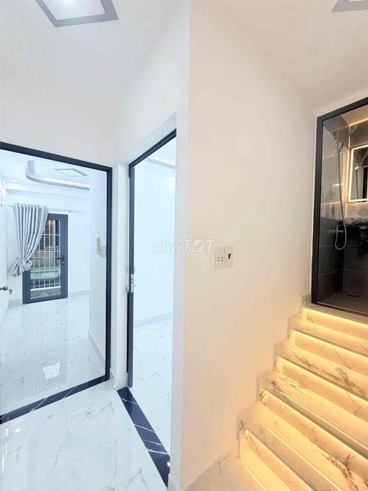 Nhà mới Huỳnh Tấn Phát kế Q7