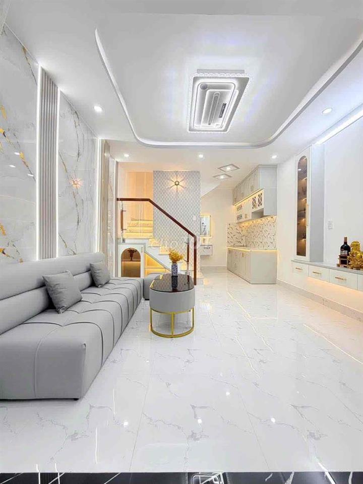Nhà mới Huỳnh Tấn Phát kế Q7
