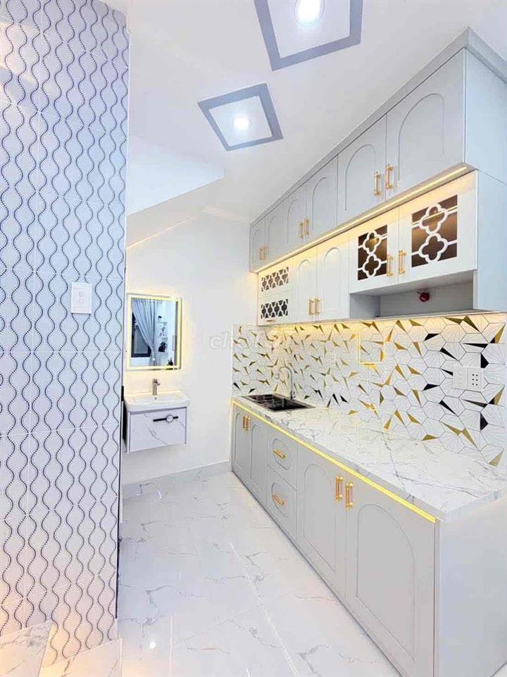 Nhà mới Huỳnh Tấn Phát kế Q7