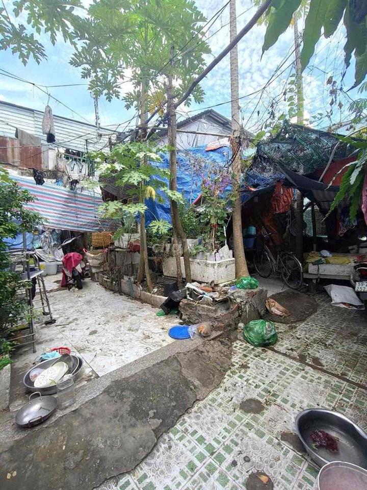 Bán đất 6,6 x8m sổ riêng sạch đẹp 226 Nguyễn Bình