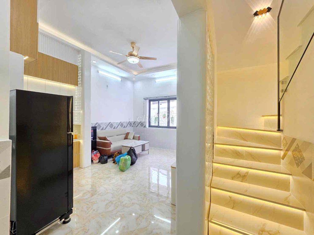Nhà sổ riêng 9x7m Huỳnh Tấn Phát Nhà Bè